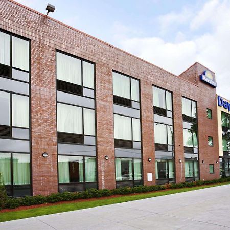 Days Inn Bronx Nowy Jork Zewnętrze zdjęcie