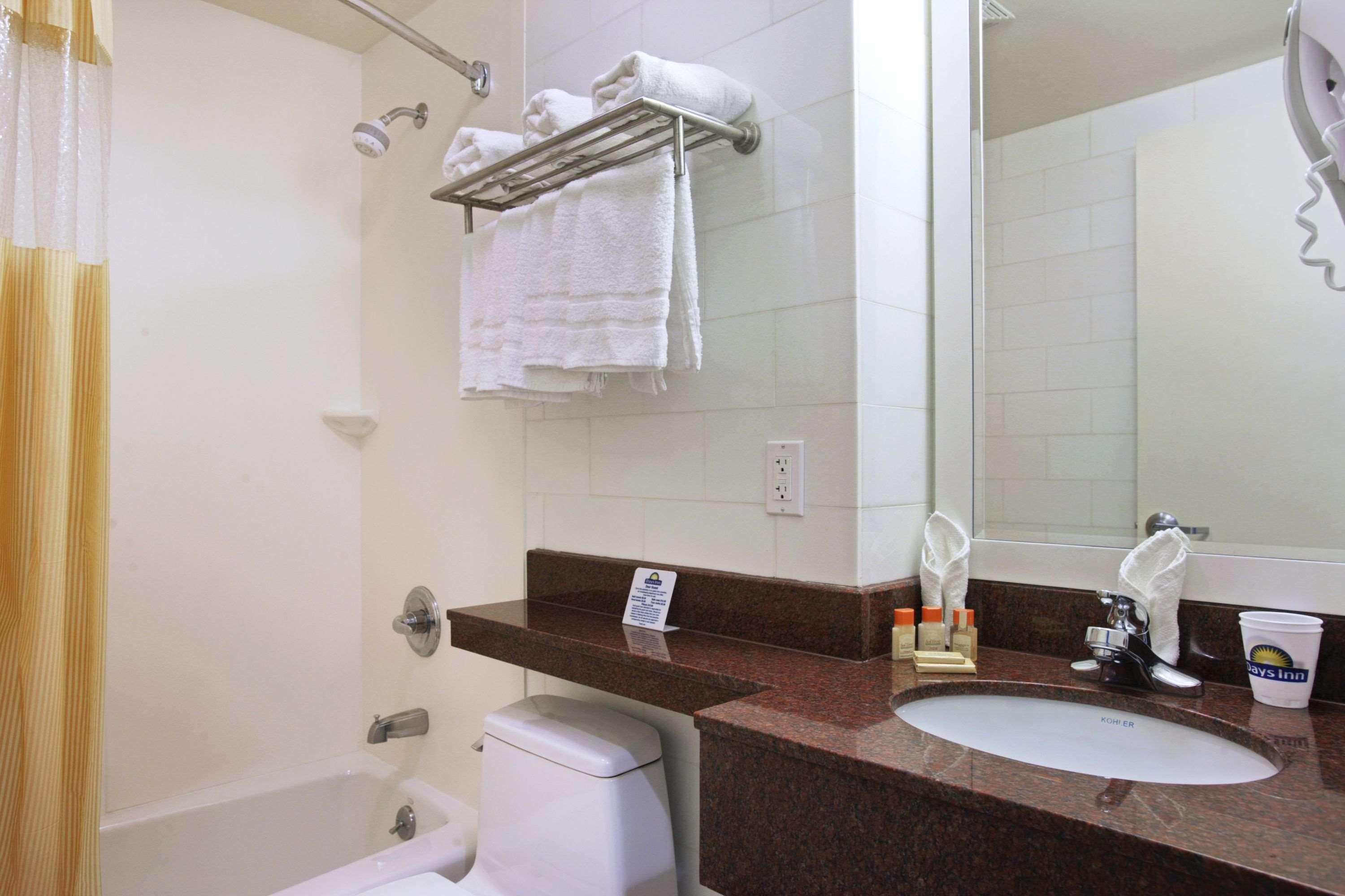 Days Inn Bronx Nowy Jork Pokój zdjęcie